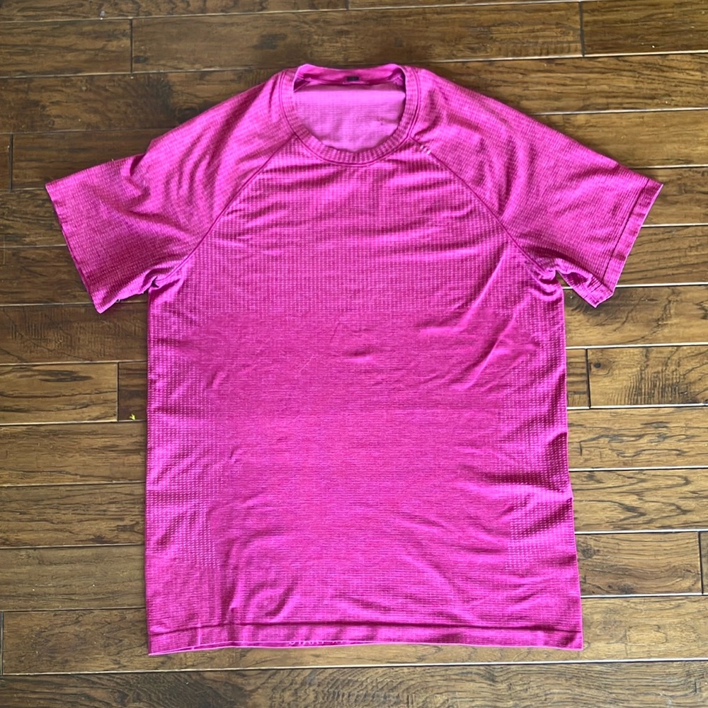 Lululemon Metal Vent Tech Short-Sleeve Shirt size L mens